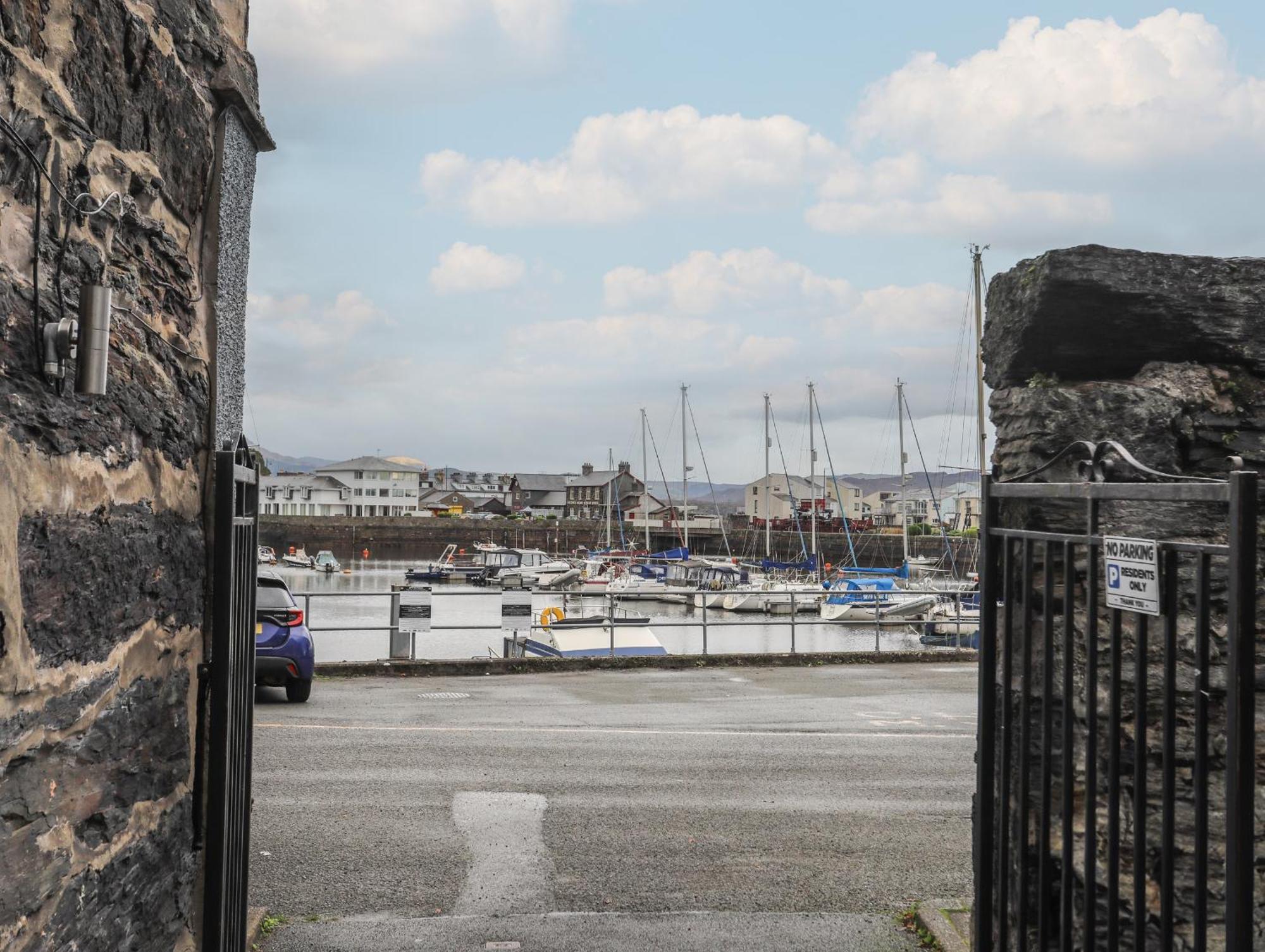 Apartmán Cornhill Courtyard Porthmadog Exteriér fotografie